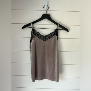 Von Maur Women’s XS Tank Top